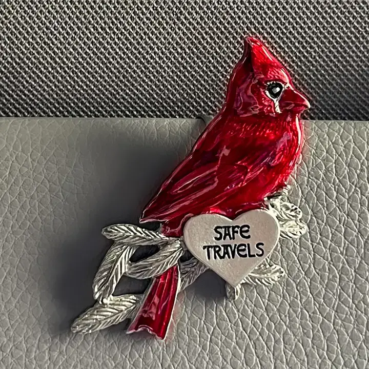Cardinal Visor Clip