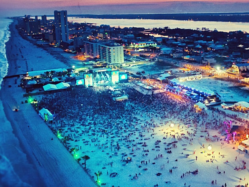 HANGOUT MUSIC FEST