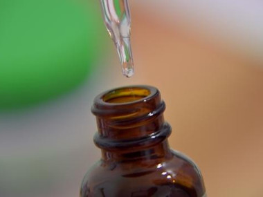 CBD Oil: How & Why Would You Use It?