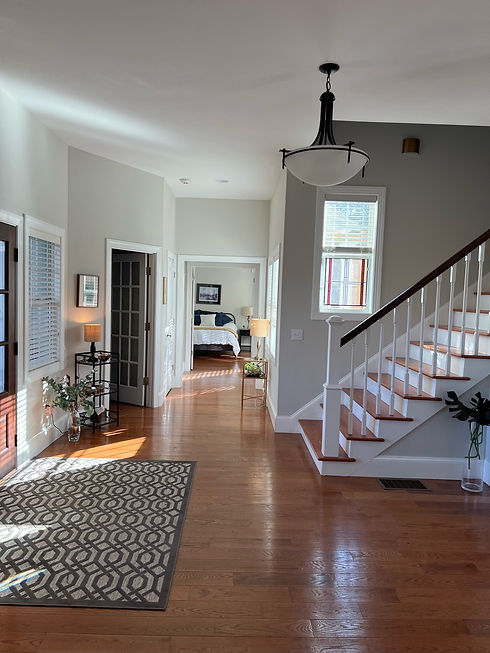 Entrance Foyer 1.jpg