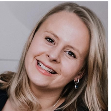 Foto Ashley_edited.png