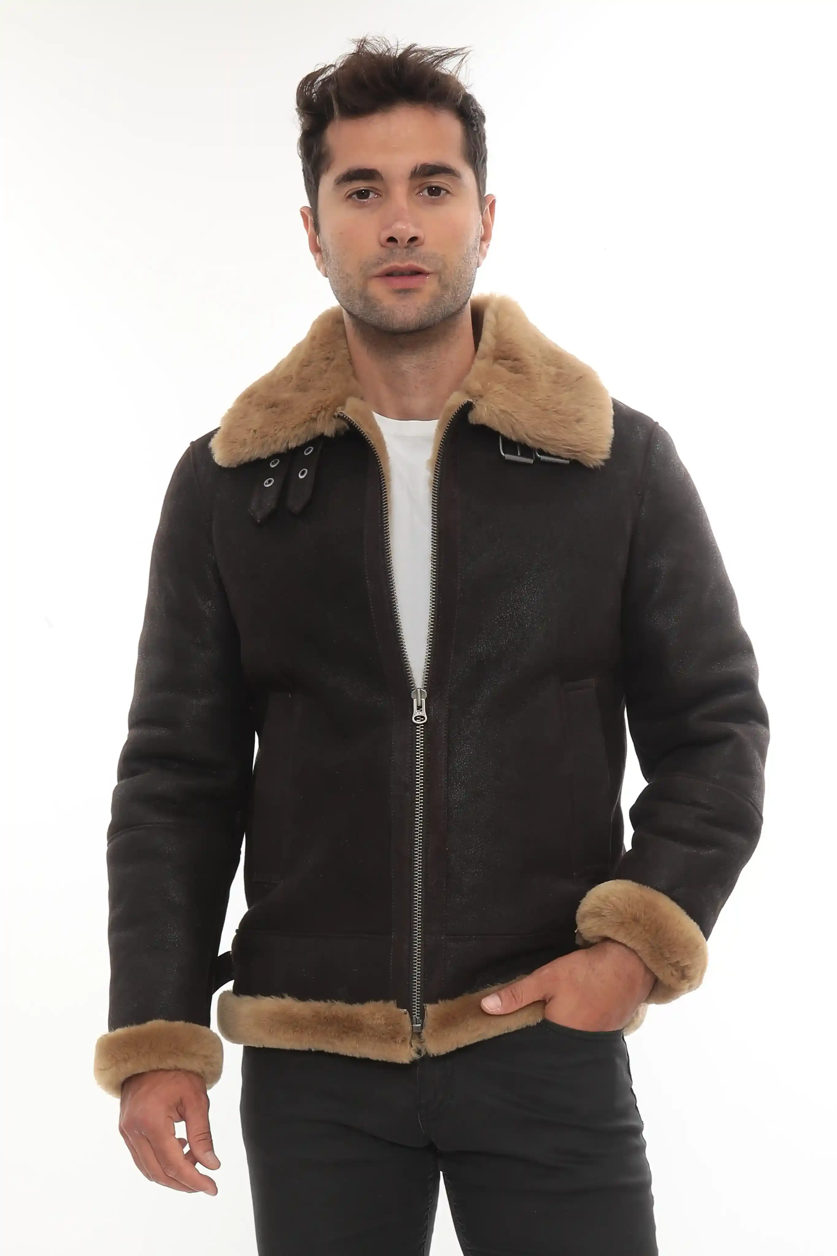 A man wearing a brown shearling jacket, front view (1) — By Kani.