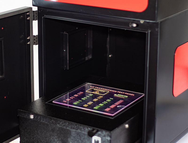 Thumbnail: Transilluminator pulled out