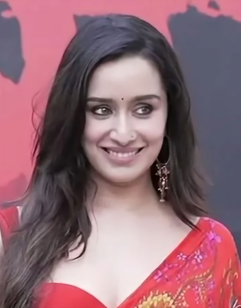 Recreate Stree 2 Shraddha Kapoor Red Saree Look