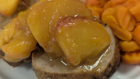 From Orchard to Table: Rotary Peaches Add Summer Flavor to Nourish Meals