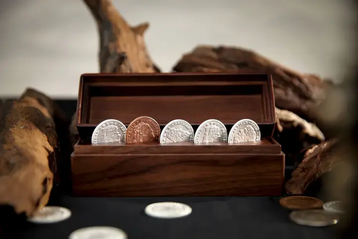 Thumbnail: The Oddest Coin by David Penn and TCC Magic