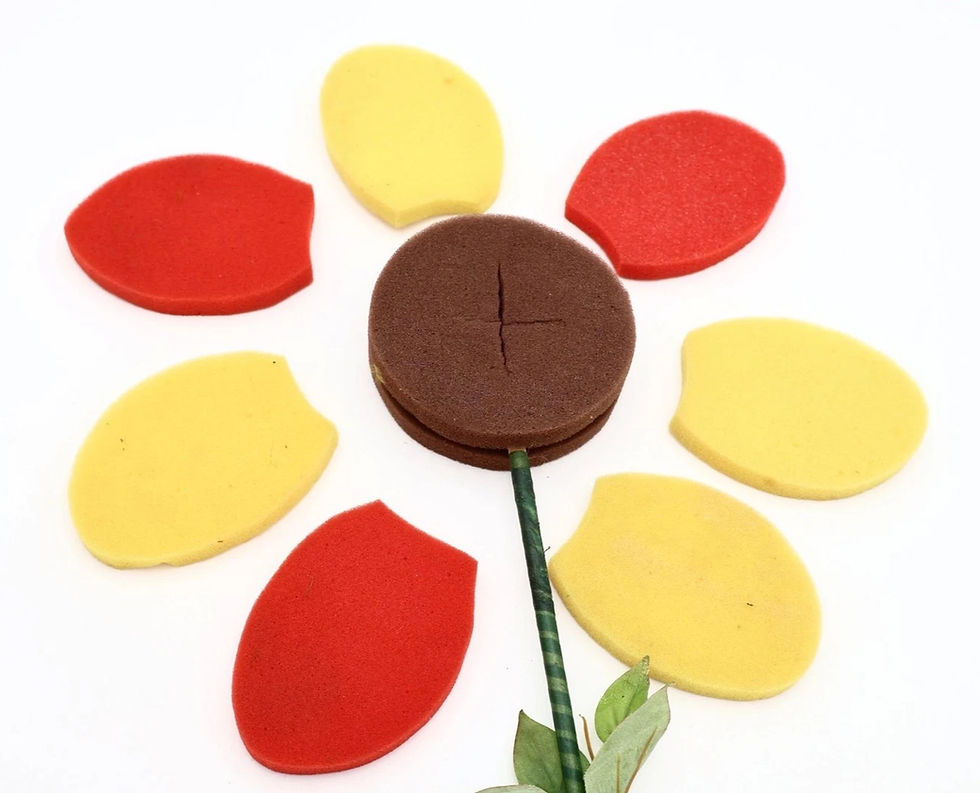 Thumbnail: Small Mixed Lot of Sponge Items (Donut, Ice Cream Bar, Cupcake, and Flower)