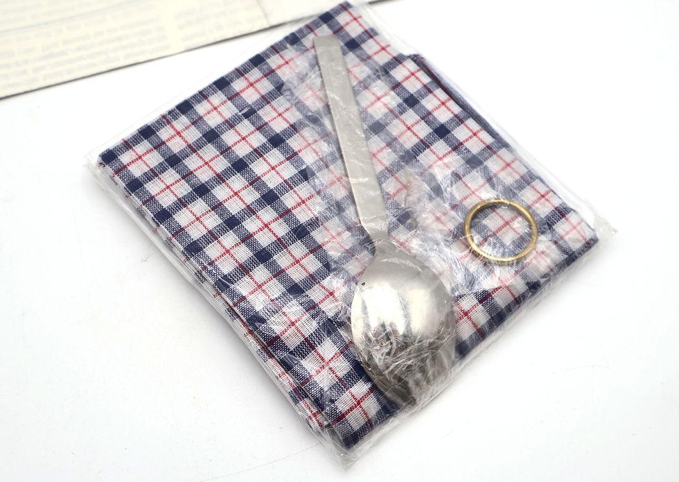 Thumbnail: Ring Off Spoon Illusion