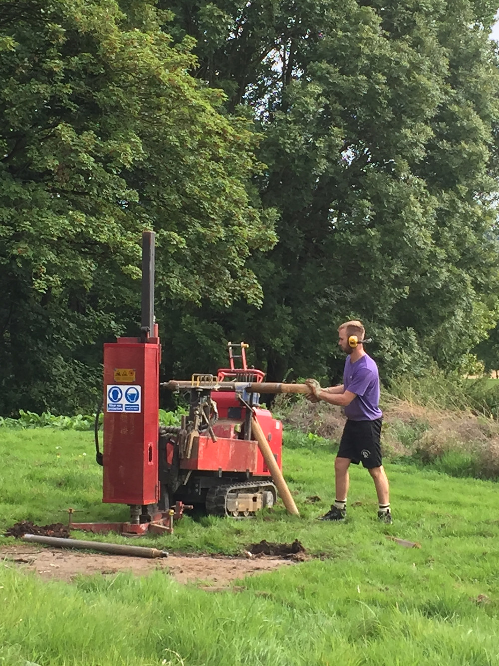 Listers Geotechnical Ltd form a borehole at Gamekeeper's Lodge