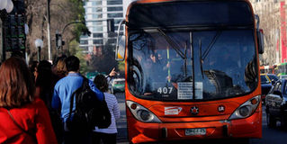 “Los machos dar el asiento. Los gays siéntense!”: el mensaje en bus del Transantiago que indignó a u