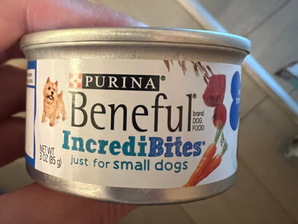 Ready to eat - canned moisture food for Chihuahua puppy