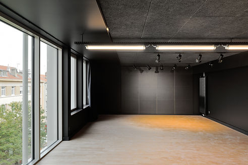 LA COMETE_Studio de Théâtre.jpg