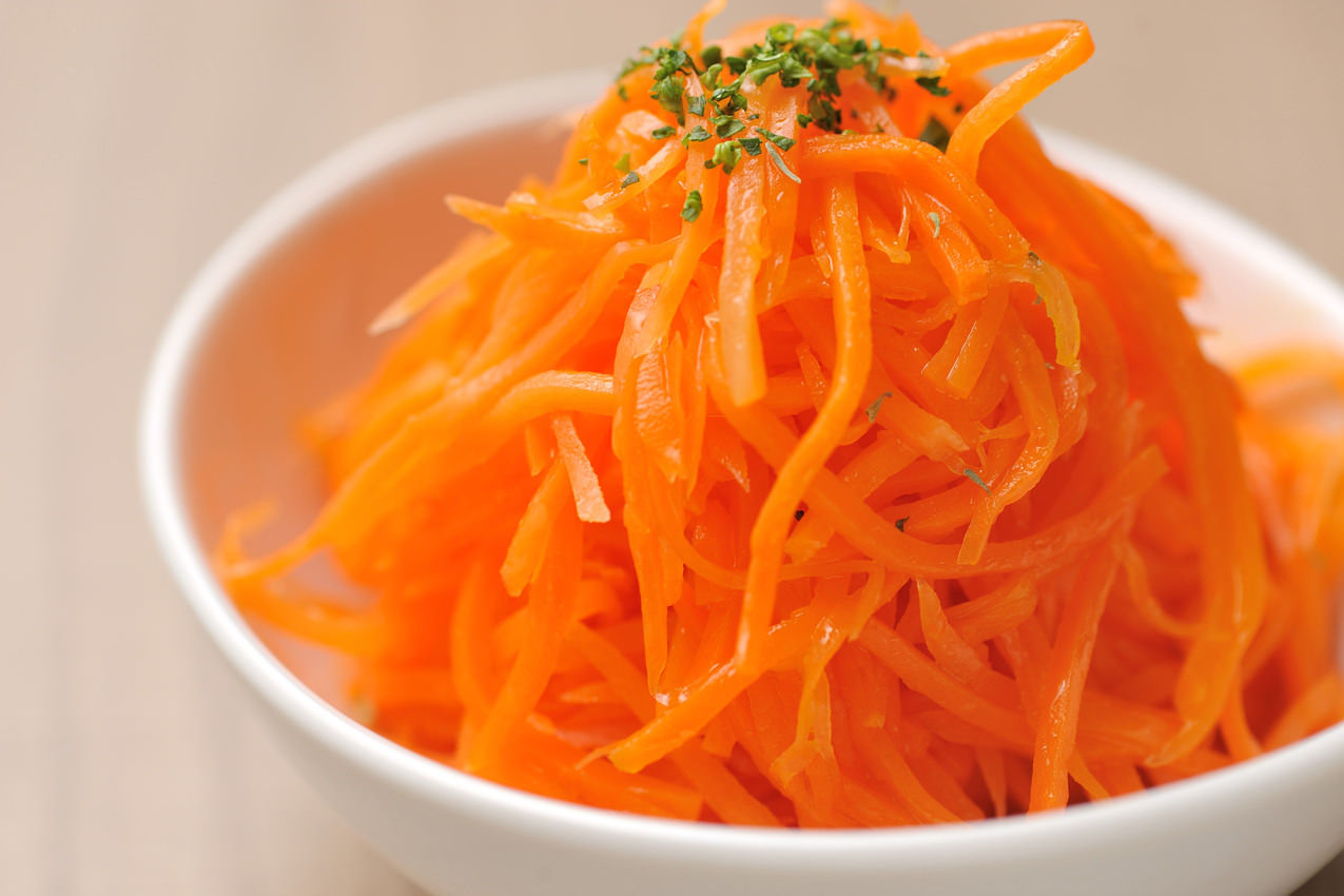 《二クバルダカラ》人参サラダ