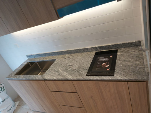 Natural Stones - Granite Kitchen Top - Viscon White Granite