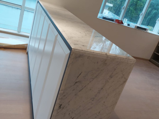 Natural Stone Counter Tops - Bianco Carrara Marble