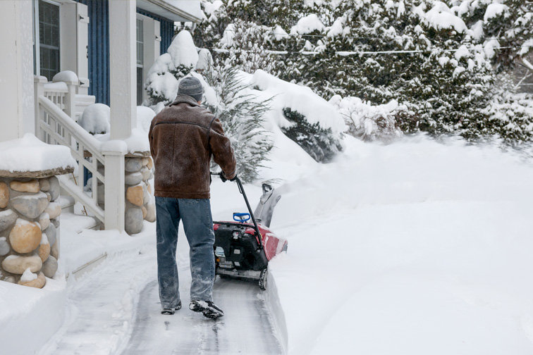 snow blower.jpeg
