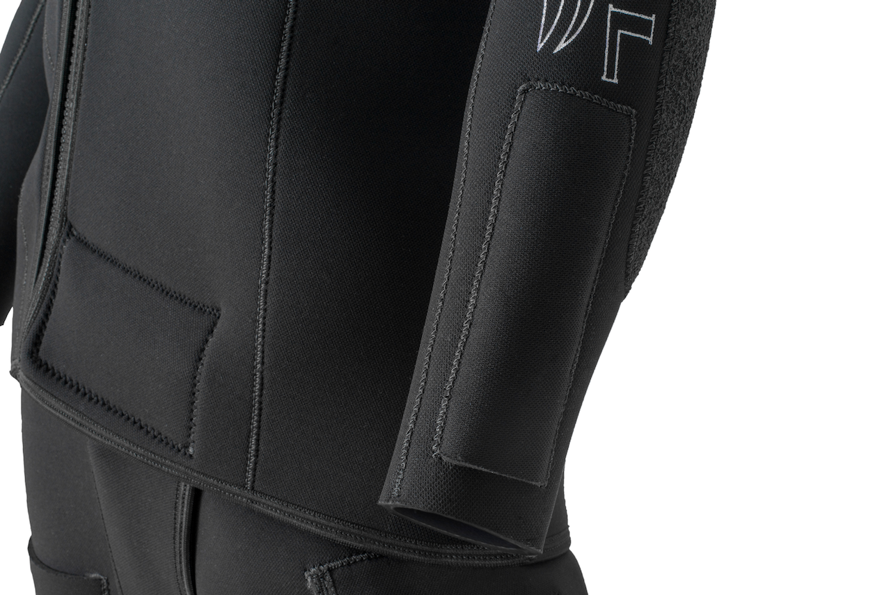 Spanner-Pocket-Commercial-Diver-Wetsuit