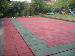 NF40_Fallschutzplatte_Kleinspielfeld