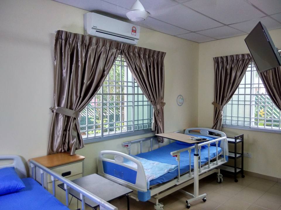 Patient room at Rebina Sunrise Nursing Home Johor Bahru