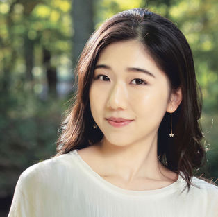 Shen Yun Dancer Marilyn Yang Revives Legendary Tales