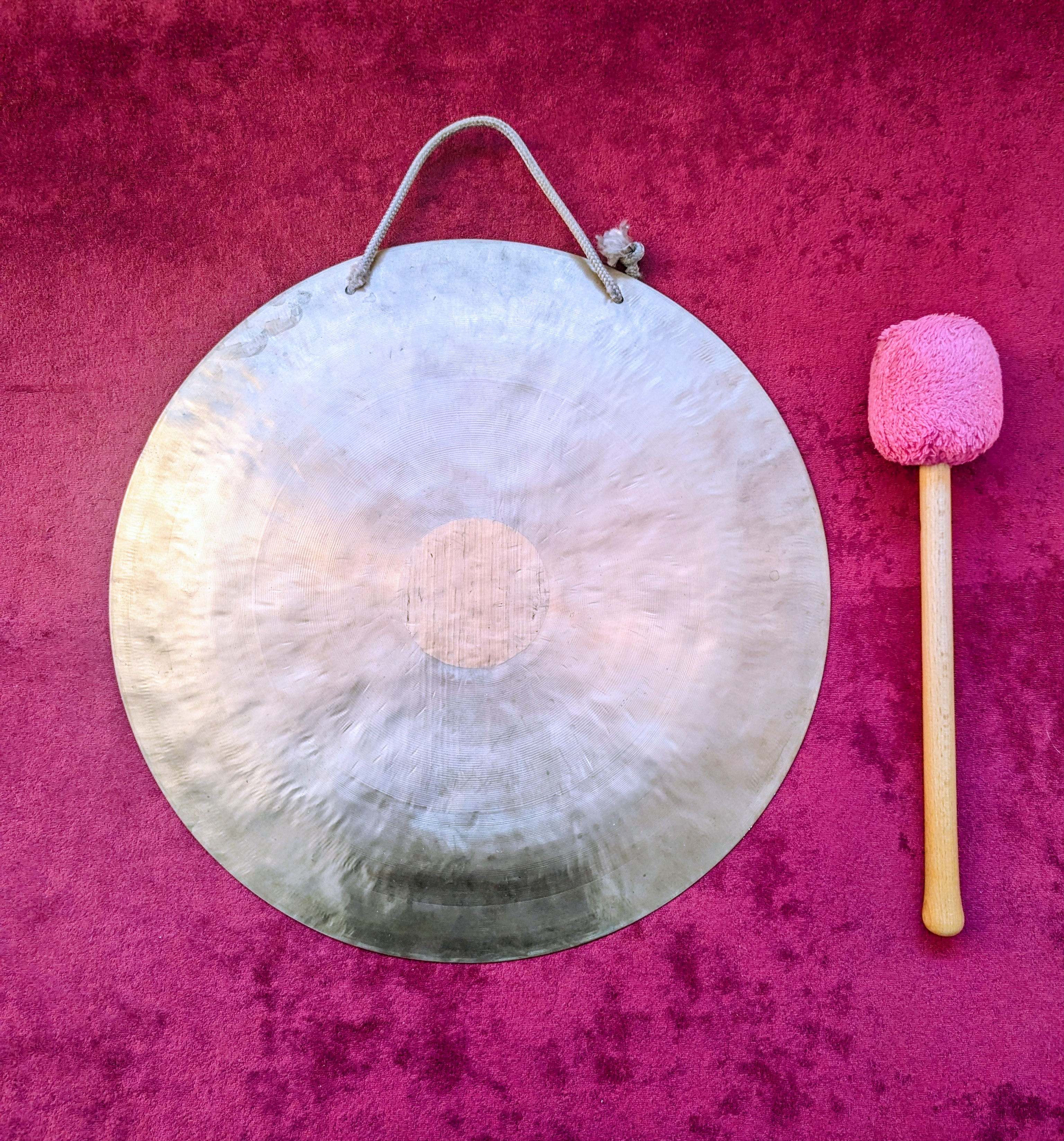 Feng Gong and its accessories