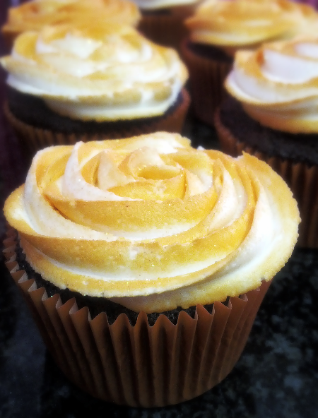 Golden Rose Cupcakes