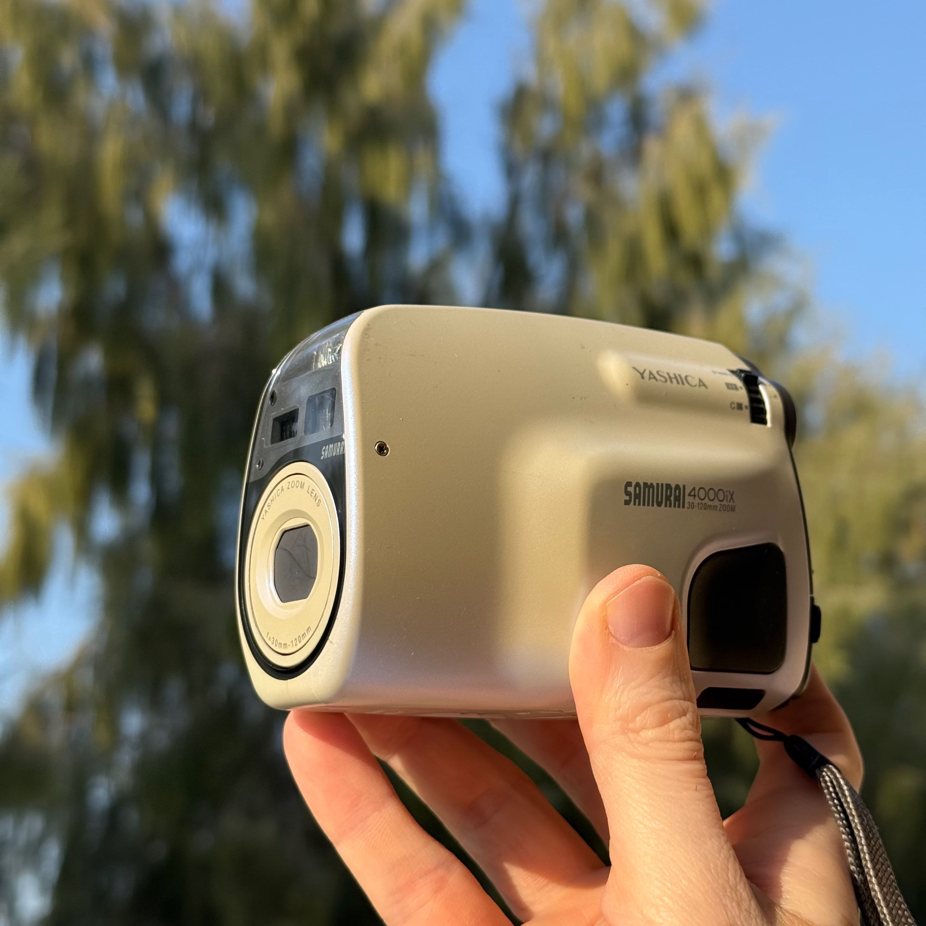 Yashica Samurai 4000iX