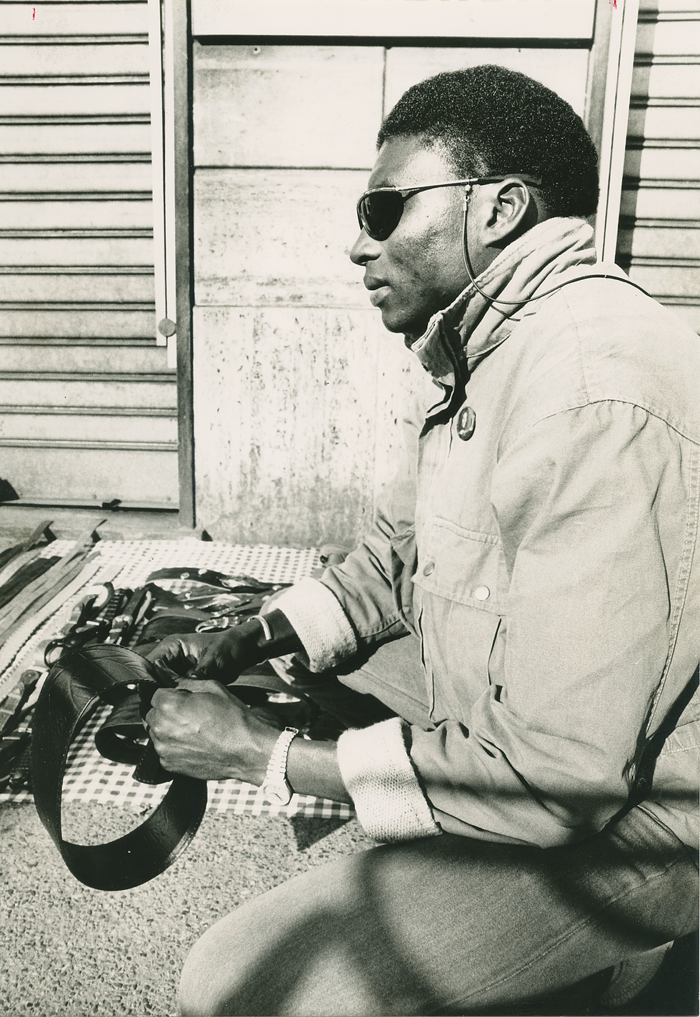 A03 A0369 – Diaga Diagne, Senegalese street seller in Genoa