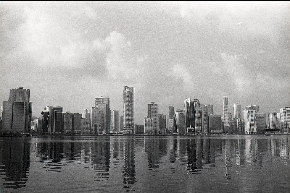 Thumbnail: Nikon F with Nikon 35mm f/2.8 Lens & Metering Prism