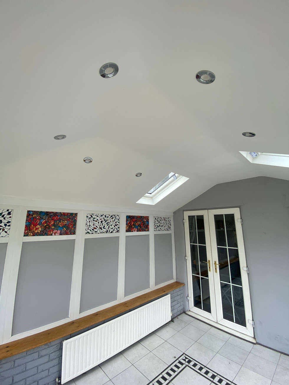 kitchen cabinet spray painting service UK UPVC frame spray painting near me UK fence and garden spray painting