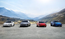 tesla-s3xy-1200x723
