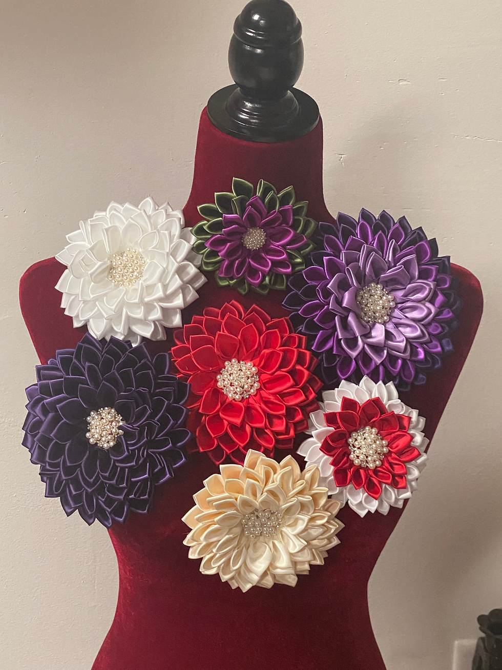 Thumbnail: Red/WhiteSatin Corsage Brooch