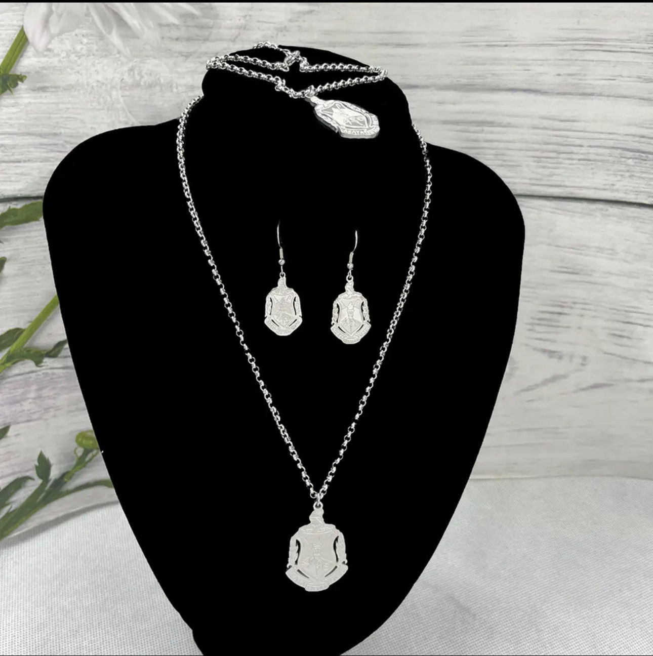 Sorority crest jewelry set