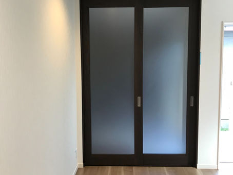 広々とした空間演出、ハイドア