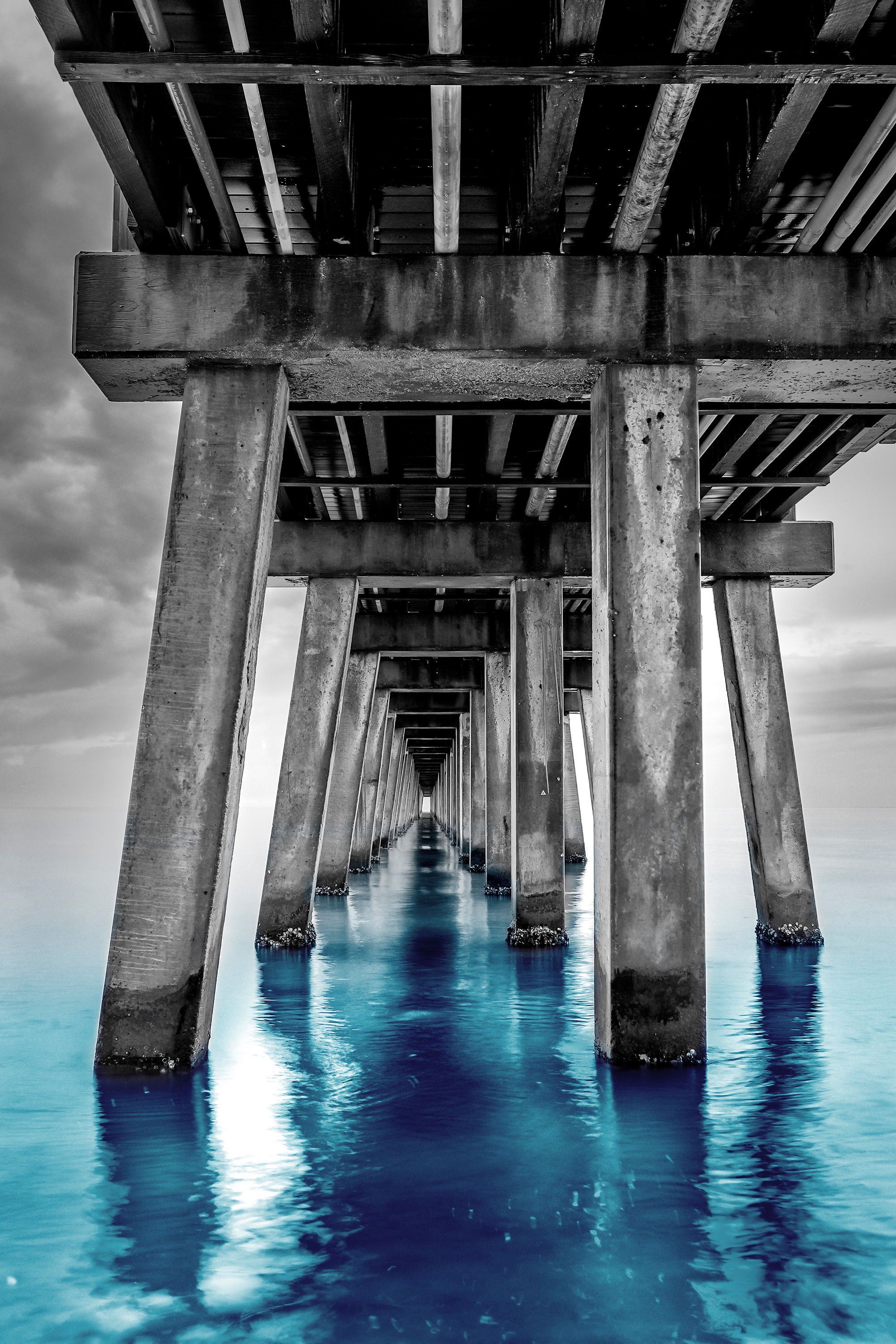 Vertical Pier Color