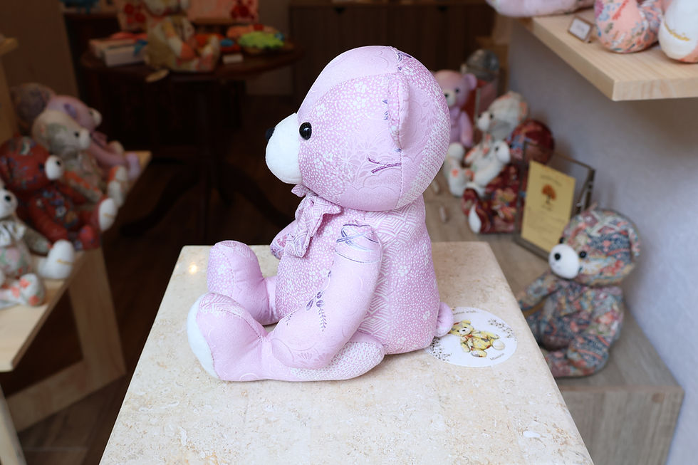 Thumbnail: 182 Kumodori Kimono Bear (Middle)