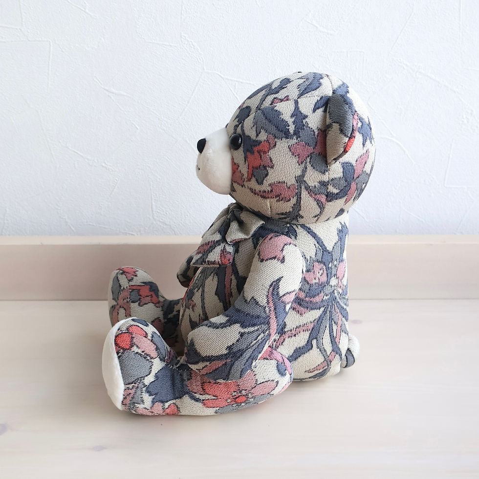 Thumbnail: 021 KARAKUSA Kimono Bear (middle)