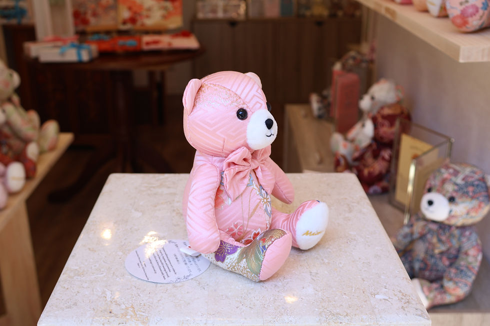 Thumbnail: 129 SAKURA Furisode Kimono Bear (small)