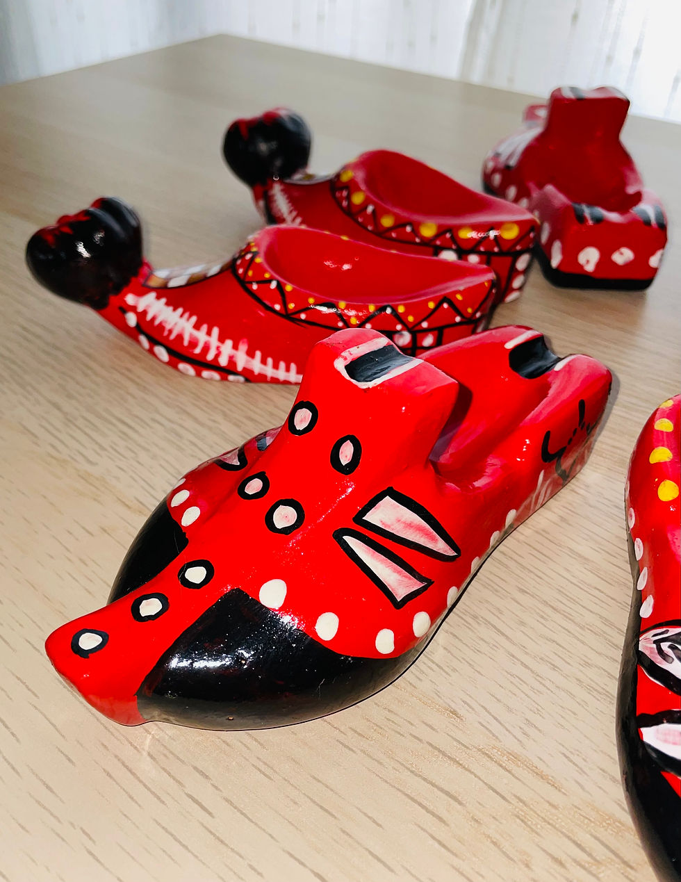 Thumbnail: Albanian shoes souvenir