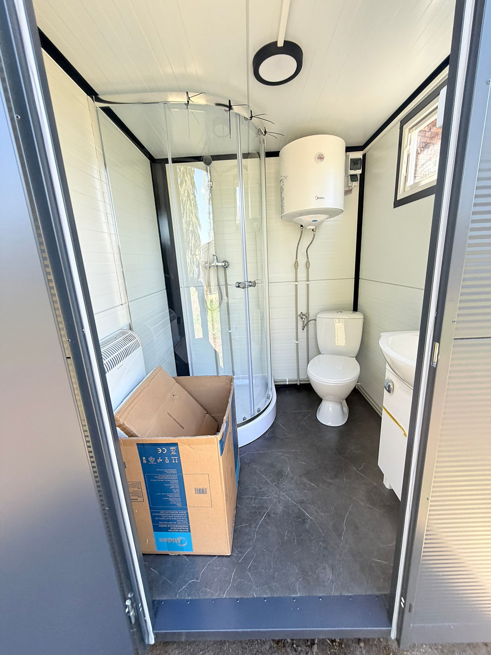 Unser neuer Sanitär Container