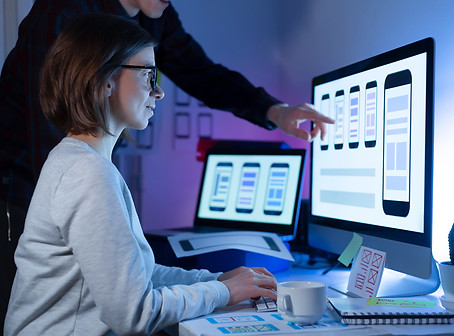 designers-create-user-interface-mobile-phones.jpg