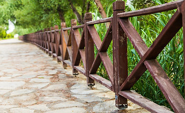 close-up-metallic-railing-bridge.jpg