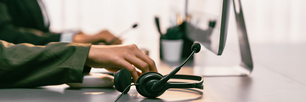 panorama-focus-headset-call-center-workspace-desk-with-blur-operator-prodigy.jpg