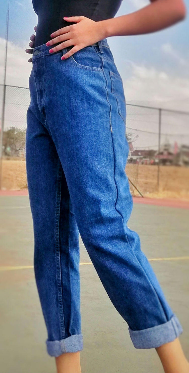 Thumbnail: Slime Boyfriend Jeans
