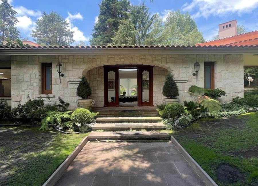 CASA EN VENTA "METEPEC"