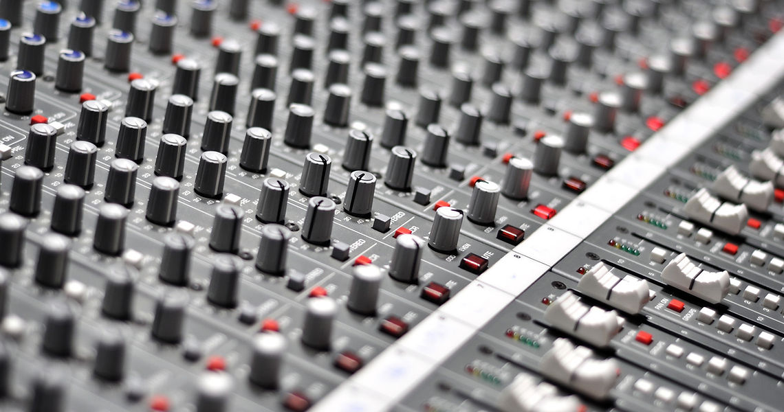 Audio Mixing Pult