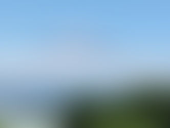 頭を雲の上にだし〜〜〜〜