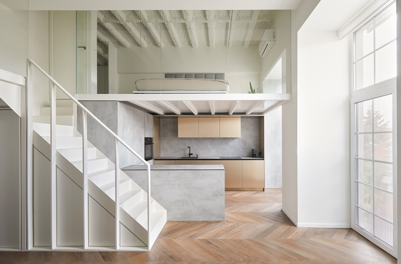 SOLIDO GRINDYS - a wide selection of vinyl flooring and high level customer service