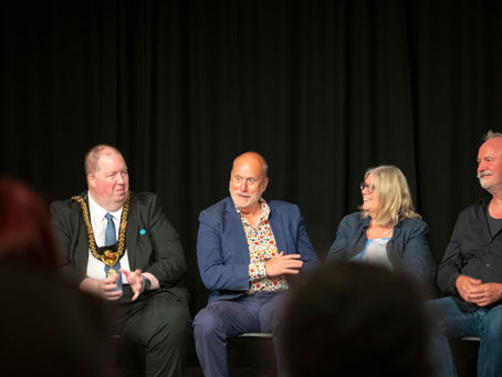 Final of One-Act Plays in Cardiff