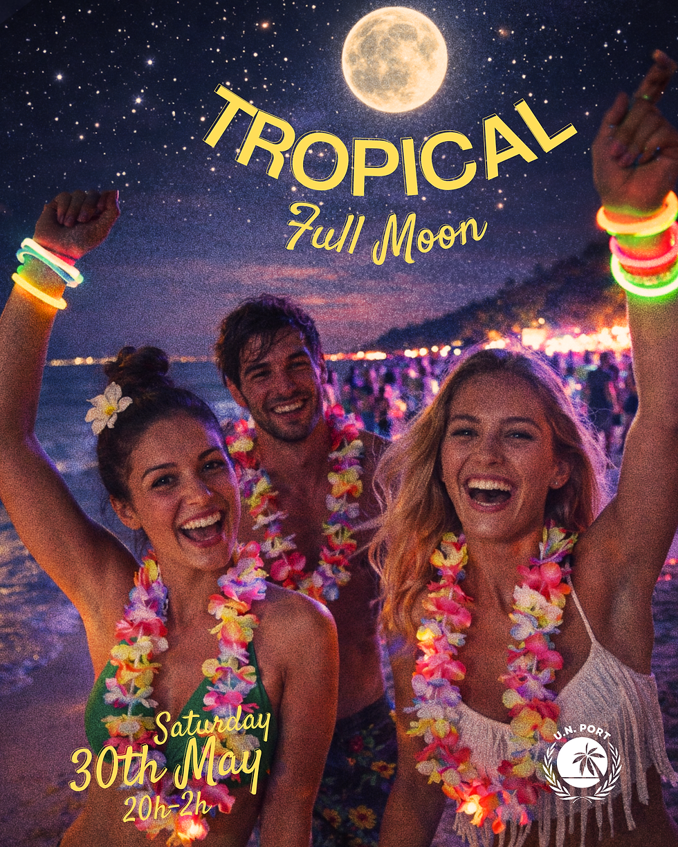 Tropical Full Moon 🌕🤍